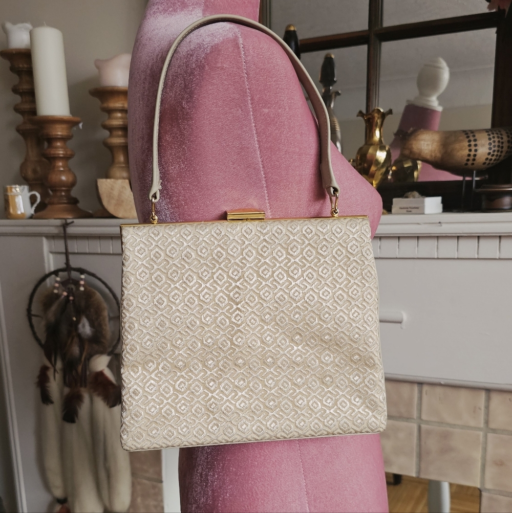 1960's A Joyland Bag. Vintage Handbag.